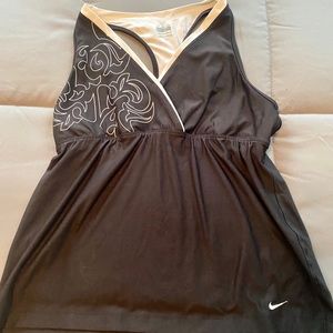 Nike workout top